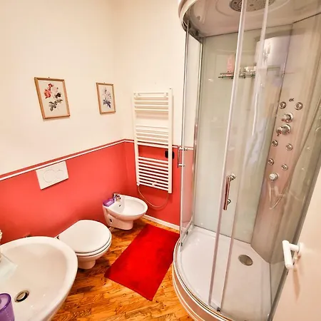 Baronessa Oda ve Kahvaltı Floransa